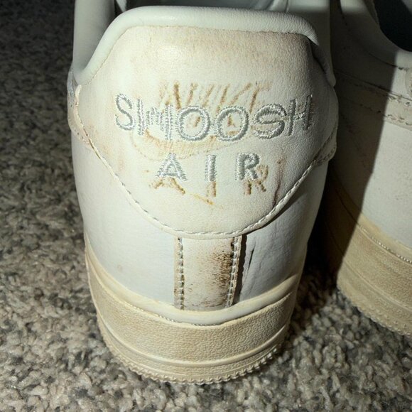 Nike Air Force 1 Low Dirty Triple White SWOOSH Size 10.5 - Picture 5 of 9